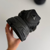 Pharrell Williams x adidas Adistar Jellyfish Triple Black