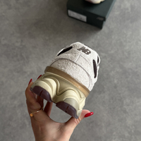 NEW BALANCE 9060 SYDNEY 'LINEN BLACK COFFEE'