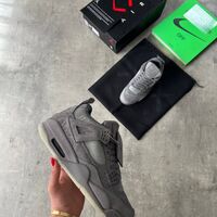 Air Jordan 4 Retro KAWS Cool Grey
