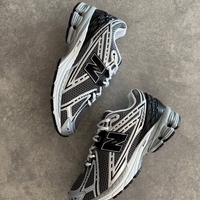 New Balance 1906 Silver Metallic