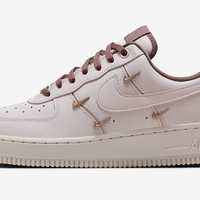 Nike Air Force 1 Low LX ‘'Pink Russett''