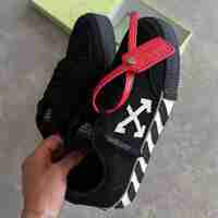 Off-White  Canvas Low-Top “Black”