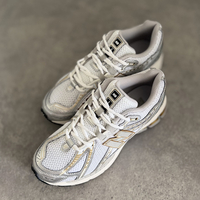 New Balance 1906R 