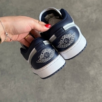 Air Jordan 1 Low “Midnight Navy”