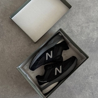 New Balance Made in USA 990v5 Black