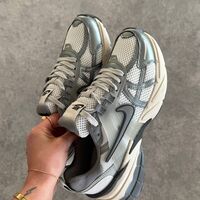 Nike V2K RUN 