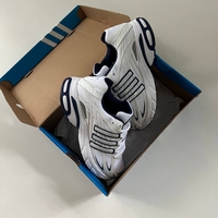 CHAUSSURE ADISTAR CUSHION “White”