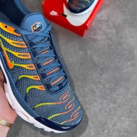 Nike Air Max Plus “Blue Void / University Gold”