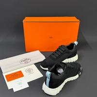 Hermès Bouncing Sneaker „in graphic mesh and suede goatskin“