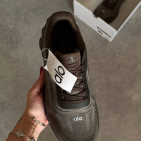 Alo Runner “Brown”