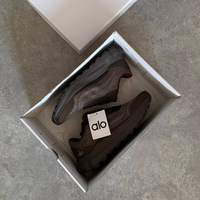 Alo Runner “Brown”