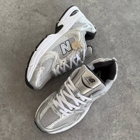 New Balance  530 