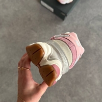 New Balance 9060 “Rose Pink”