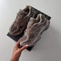 New Balance 9060 Mushroom