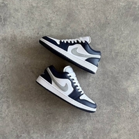 Air Jordan 1 Low “Midnight Navy”