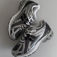 New Balance 1906R Silver Metallic