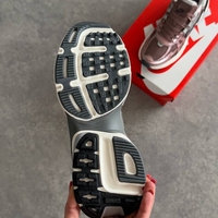 Nike V2K RUN 