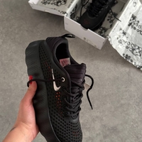 Nike Mind “Black”