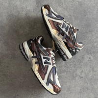 New Balance 1906A “Burgundy”