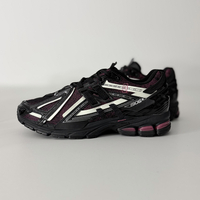 New Balance 1906A Black Dragon Berry