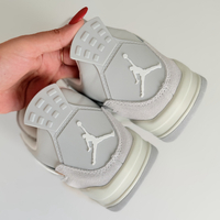 Nike Air Jordan 4 Retro 
