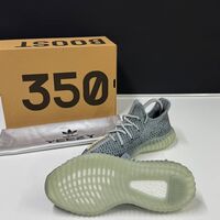 YEEZY Boost 350 v2 