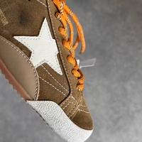 Golden Goose Ball Star Suede – Brown / White Star