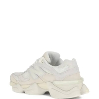 new-balance-9060-sea-salt-brwn