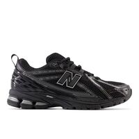 New Balance 1906R “Black & Silver Metallic” ( OUTLET )