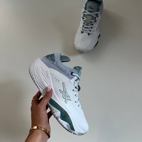 ASICS Nova Surge Low White