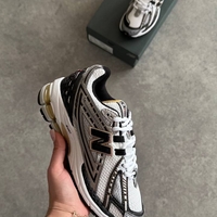 New Balance 1906R “Black Gold”