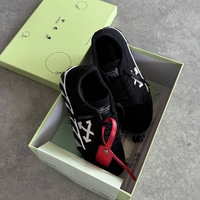 Off-White  Canvas Low-Top “Black”
