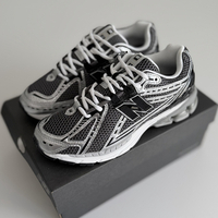 New Balance  9060 "OatMeal"