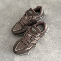 New Balance 9060'Mono Cortado'