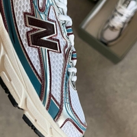 New Balance 740 “Sea Salt Plum Brown”