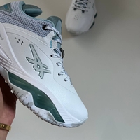 ASICS Nova Surge Low White