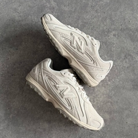 New Balance 204L “Timberwolf”