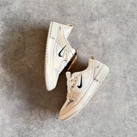 Nike Dunk Low Disrupt “Pale Ivory”