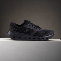 On Cloudrunner 3 “All Black"