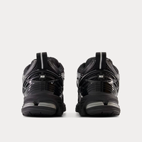 New Balance 1906r “Black Silver”