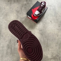 Air Jordan 1 OG BORDEAUX