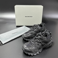 Balenciaga Track ''Triple Black'' (OUTLET)