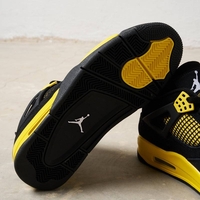 Air Jordan 4 Retro “Yellow Thunder”