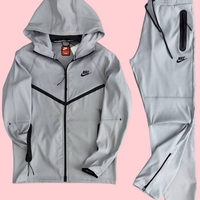 Nike Tech Fleece