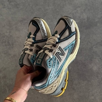 New Balance 1906R 