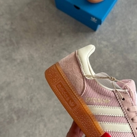 Handball Spezial Sandy Pink