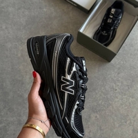 New Balance 740 “Black Silver”