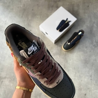 Air Force 1 Travis Scott “Cactus Jack”