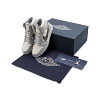 Air Jordan 1 x Dior (Full Box)
