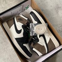 Air Jordan 1 Dark Mocha Suede